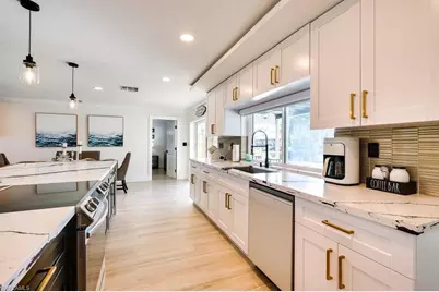 6359 Plumosa Ave, Fort Myers, FL 33908 - Photo 5