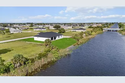 820 NW 9th St, Cape Coral, FL 33993 - Photo 39