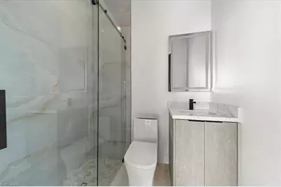 820 NW 9th St, Cape Coral, FL 33993 - Photo 23