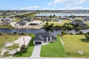 820 NW 9th St, Cape Coral, FL 33993 - Photo 41