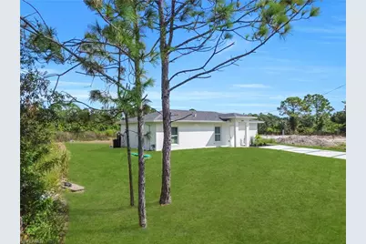 3302 39th St W, Lehigh Acres, FL 33971 - Photo 23