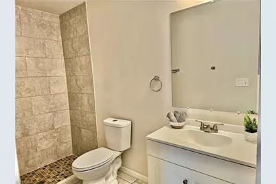 545 SE 4th Ter, Cape Coral, FL 33990 - Photo 13