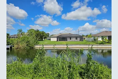545 SE 4th Ter, Cape Coral, FL 33990 - Photo 21