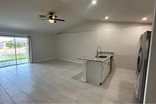 509 SE 4th Terrace, Cape Coral, FL 33990 - Photo 7