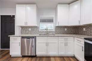 146 Plantation Dr, Labelle, FL 33935 - Photo 13