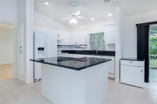 119 SE 14th Ct, Cape Coral, FL 33990 - Photo 3