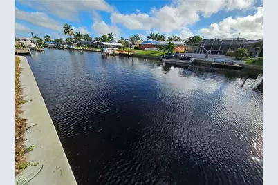 849 Montclaire Ct, Cape Coral, FL 33904 - Photo 9