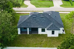 905 E 6th St, Lehigh Acres, FL 33972 - Photo 5