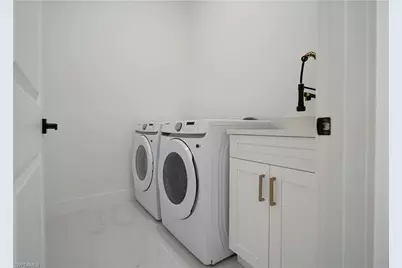 905 E 6th St, Lehigh Acres, FL 33972 - Photo 15