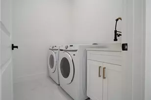 905 E 6th St, Lehigh Acres, FL 33972 - Photo 15