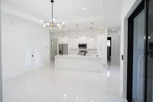 905 E 6th St, Lehigh Acres, FL 33972 - Photo 7