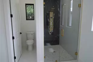 905 E 6th St, Lehigh Acres, FL 33972 - Photo 11