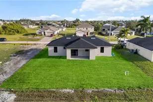 2300 NW 8th Terrace, Cape Coral, FL 33993 - Photo 29