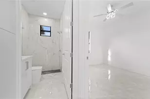 2300 NW 8th Terrace, Cape Coral, FL 33993 - Photo 17