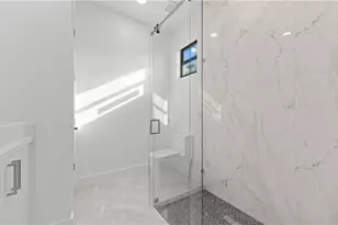 2300 NW 8th Terrace, Cape Coral, FL 33993 - Photo 13