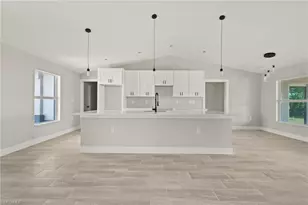 1425 NE 44th St, Cape Coral, FL 33909 - Photo 3