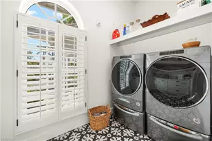 519 Kinzie Island Ct, Sanibel, FL 33957 - Photo 29