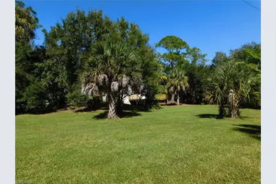 16990 Laurelin Ct, North Fort Myers, FL 33917 - Photo 35
