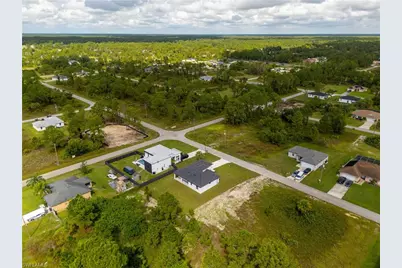 1238 County St E, Lehigh Acres, FL 33974 - Photo 29
