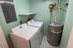 215 SE 15th Pl, Cape Coral, FL 33990 - Photo 15