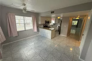 215 SE 15th Pl, Cape Coral, FL 33990 - Photo 9