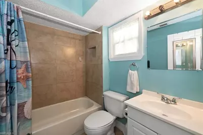 31 NE 10th Ave, Cape Coral, FL 33909 - Photo 15