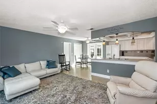 31 NE 10th Ave, Cape Coral, FL 33909 - Photo 5