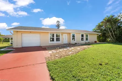 31 NE 10th Ave, Cape Coral, FL 33909 - Photo 3