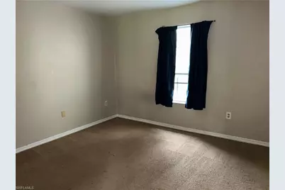 211 Park Ave #19, Labelle, FL 33935 - Photo 5