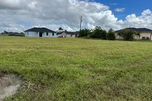 1935 Kismet Pkwy E, Cape Coral, FL 33909 - Photo 1