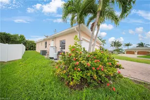 3230 SW 4th Terrace, Cape Coral, FL 33991 - Photo 3
