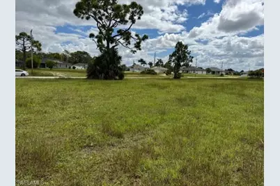 2426 NW 18th Pl, Cape Coral, FL 33993 - Photo 3