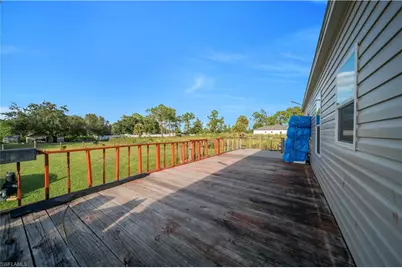 7824 8th Pl, Labelle, FL 33935 - Photo 7