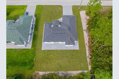 333 Lownde Ave S, Lehigh Acres, FL 33974 - Photo 35