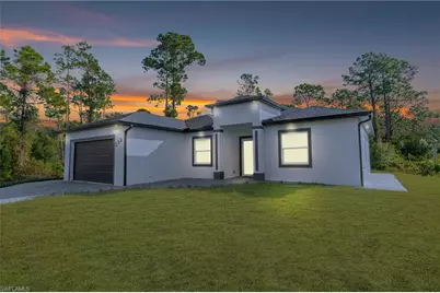 333 Lownde Ave S, Lehigh Acres, FL 33974 - Photo 3