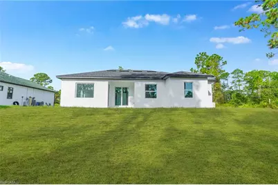 333 Lownde Ave S, Lehigh Acres, FL 33974 - Photo 33
