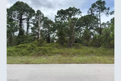 652 Montclair Ave S, Lehigh Acres, FL 33974 - Photo 3