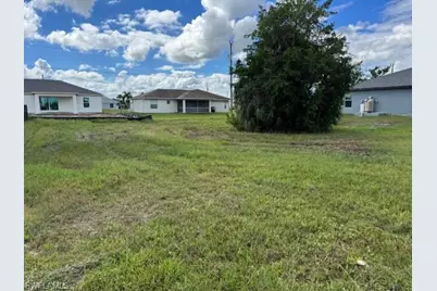 2214 NW 2nd St, Cape Coral, FL 33993 - Photo 3