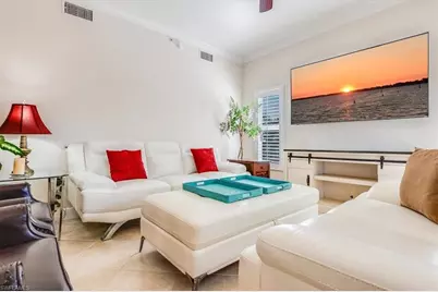 10060 Lake Cove Dr #202, Fort Myers, FL 33908 - Photo 5