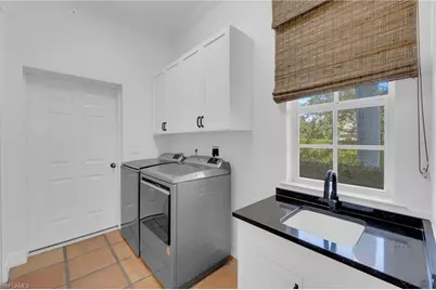 8642 S Lake Cir, Fort Myers, FL 33908 - Photo 33