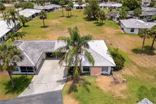 220 Oakmont Pkwy, Lehigh Acres, FL 33936 - Photo 31