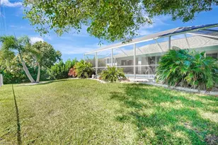 1702 SW 12th Ln, Cape Coral, FL 33991 - Photo 5