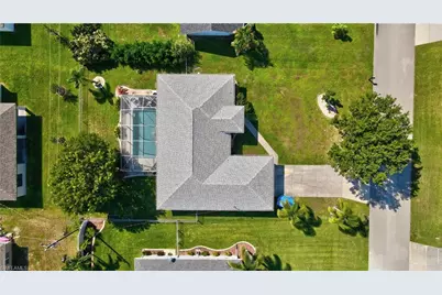 1702 SW 12th Ln, Cape Coral, FL 33991 - Photo 1
