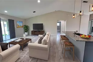 8038 Sunrise Cir, Labelle, FL 33935 - Photo 5