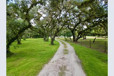 1269 Alex Blvd, Labelle, FL 33935 - Photo 1