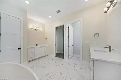 123 SW 52nd Ter, Cape Coral, FL 33914 - Photo 15