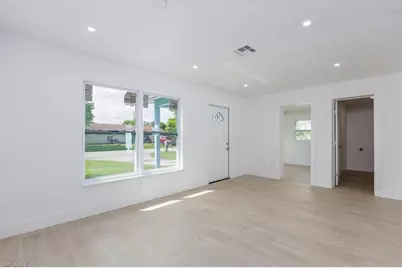 2209 Delta St, Fort Myers, FL 33907 - Photo 7