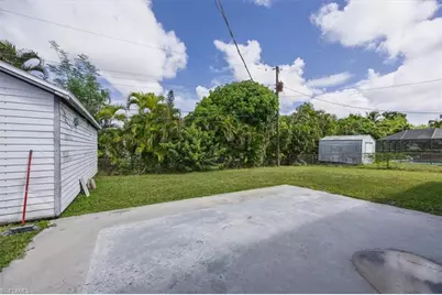 2209 Delta St, Fort Myers, FL 33907 - Photo 27