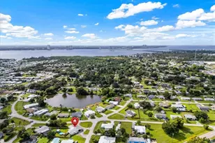 298 Lakeview Dr, North Fort Myers, FL 33917 - Photo 19