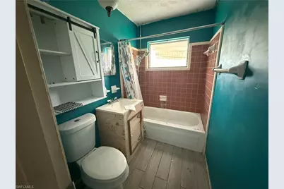 1129 Cherokee Ave, Lehigh Acres, FL 33936 - Photo 7